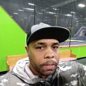 Meet your Posher, Henry